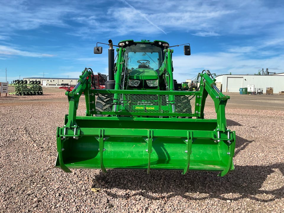 John Deere 6145M