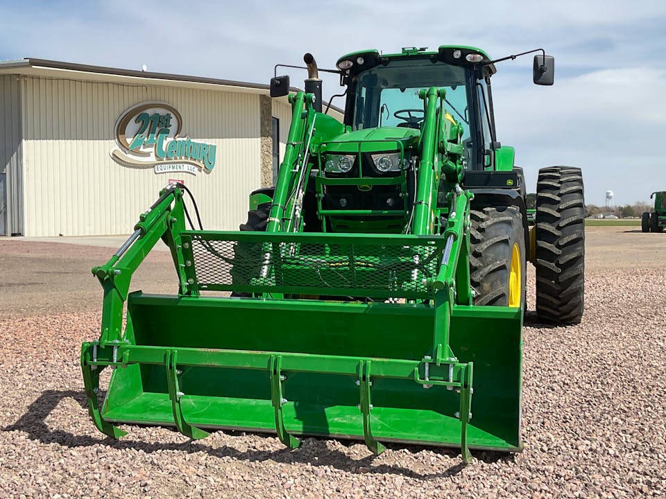 John Deere 6145M