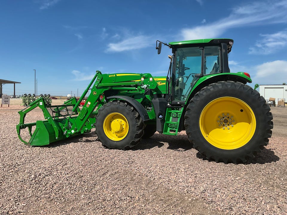 John Deere 6145M