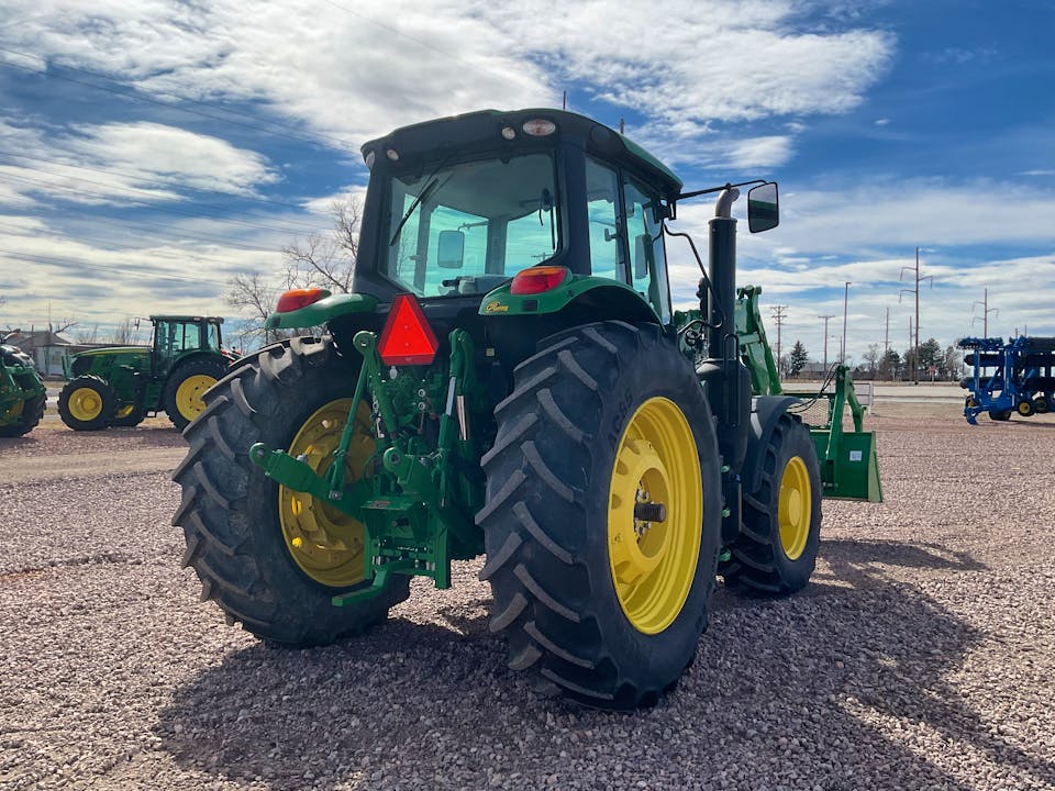 John Deere 6145M
