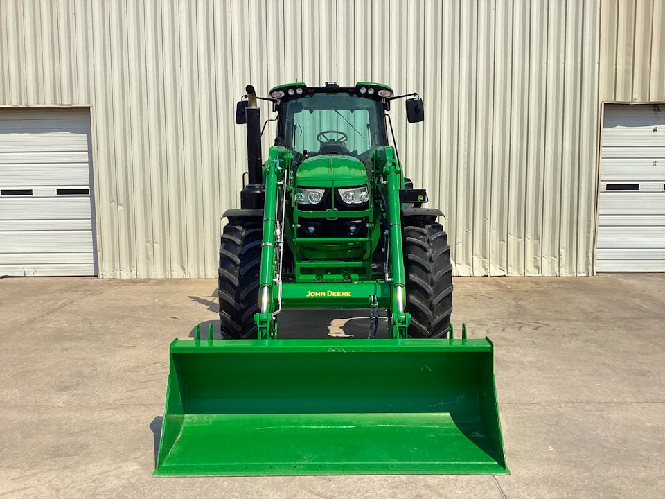 John Deere 6155M