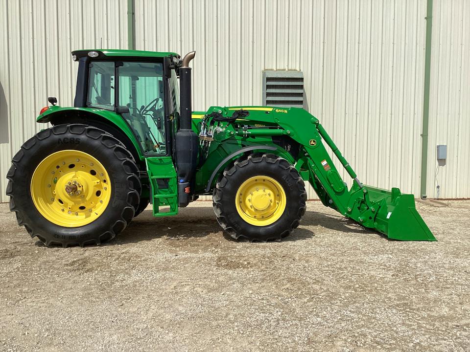 John Deere 6155M