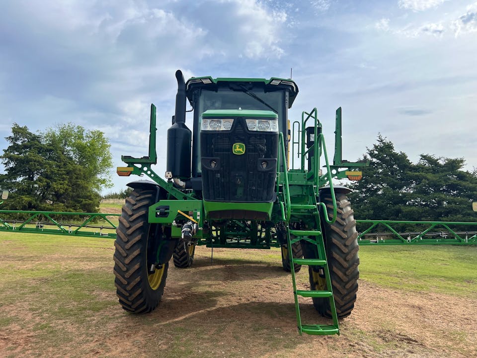 John Deere 616R