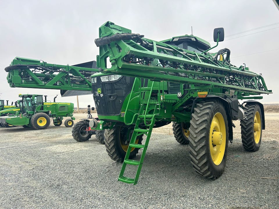 John Deere 616R