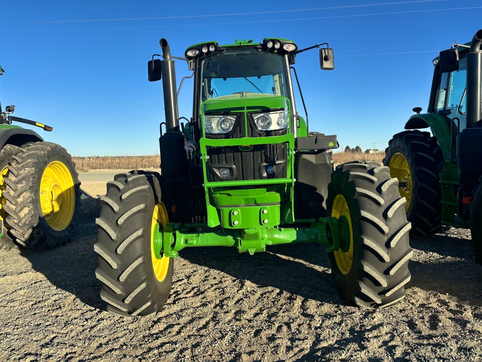 John Deere 6175M