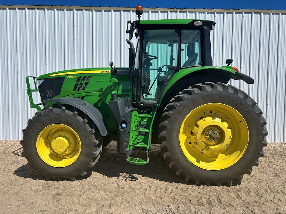 John Deere 6175M