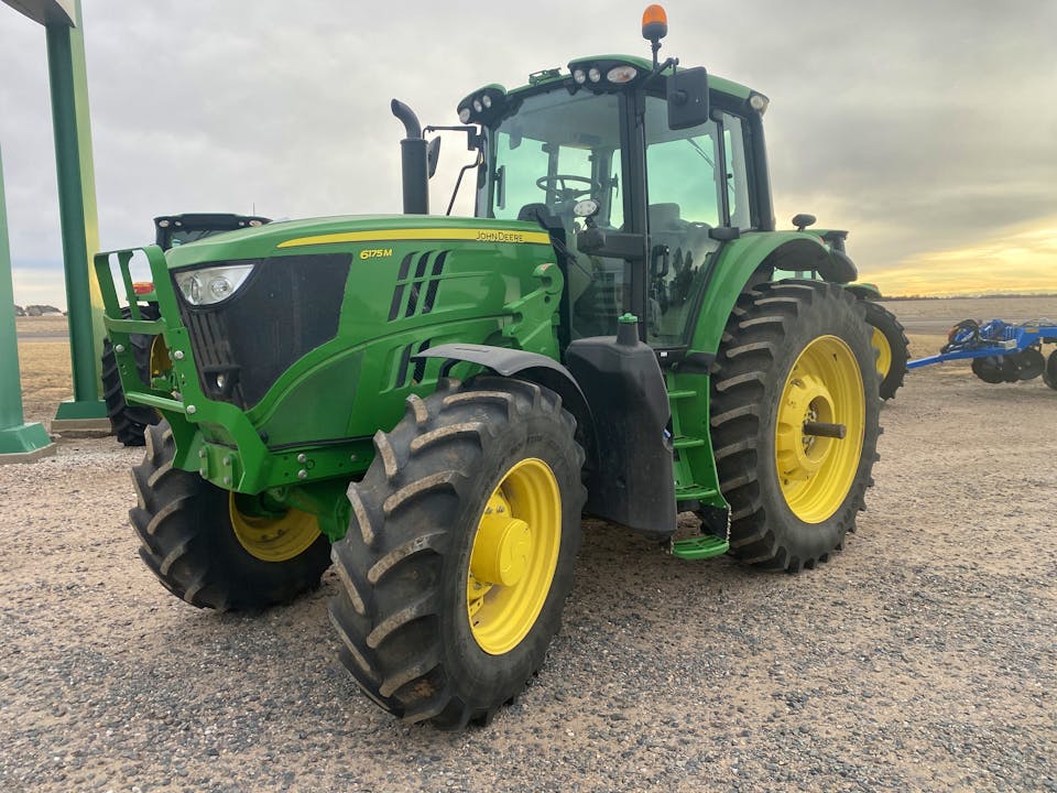 John Deere 6175M