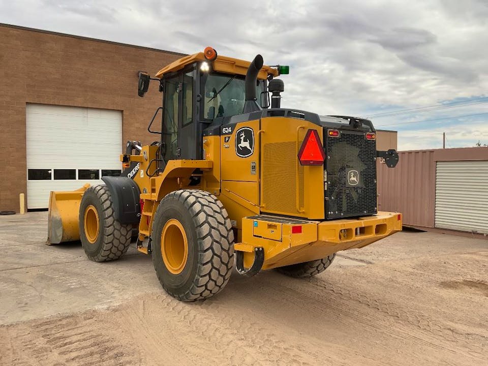 John Deere 624P