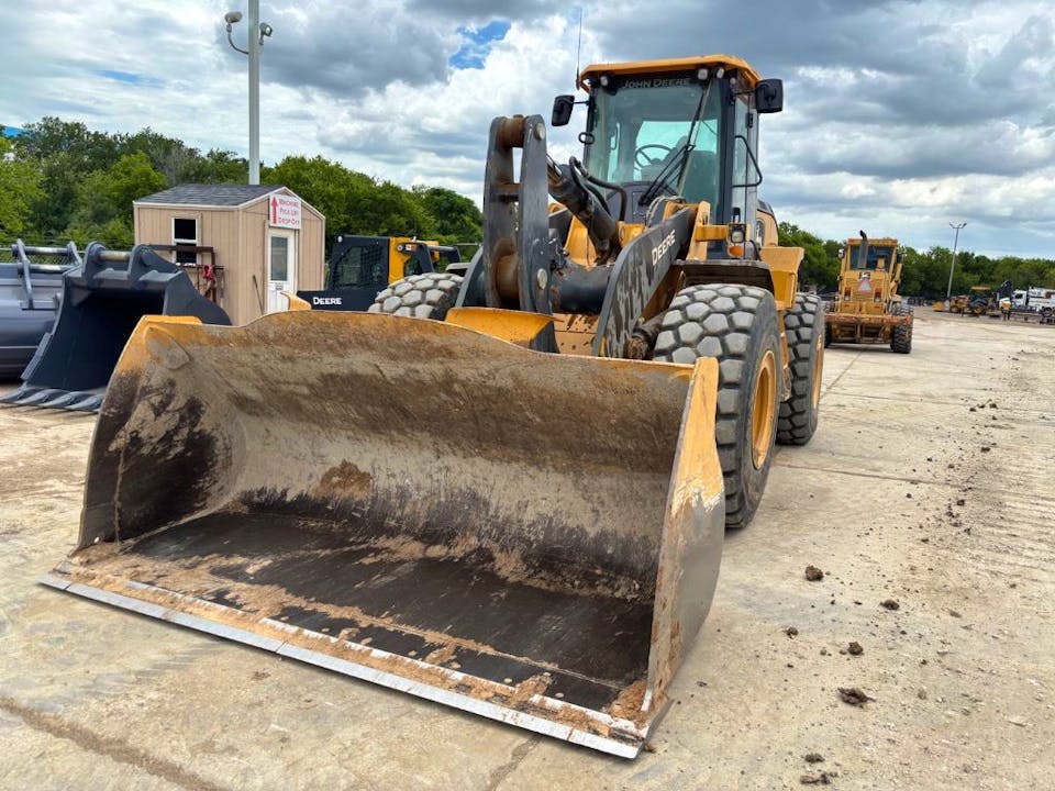 John Deere 644P