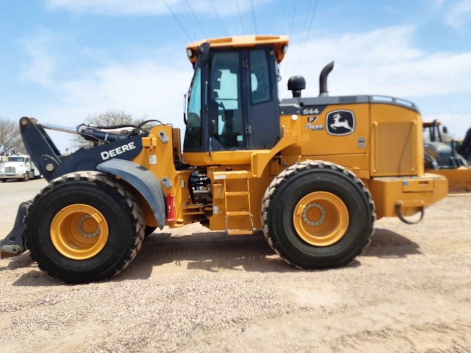 John Deere 644P