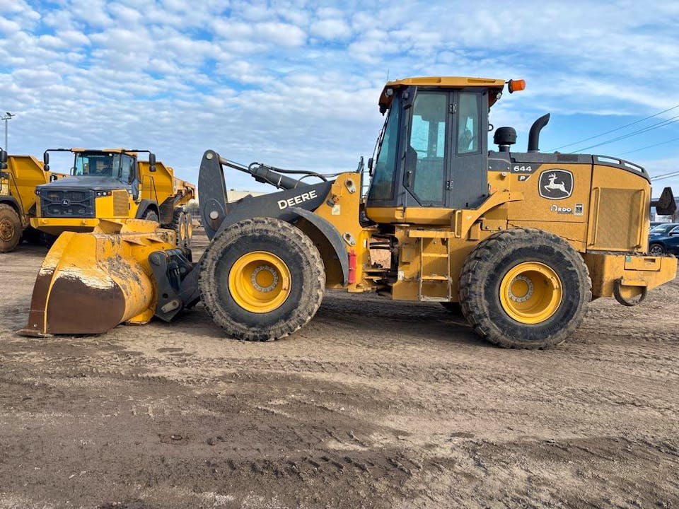 John Deere 644P
