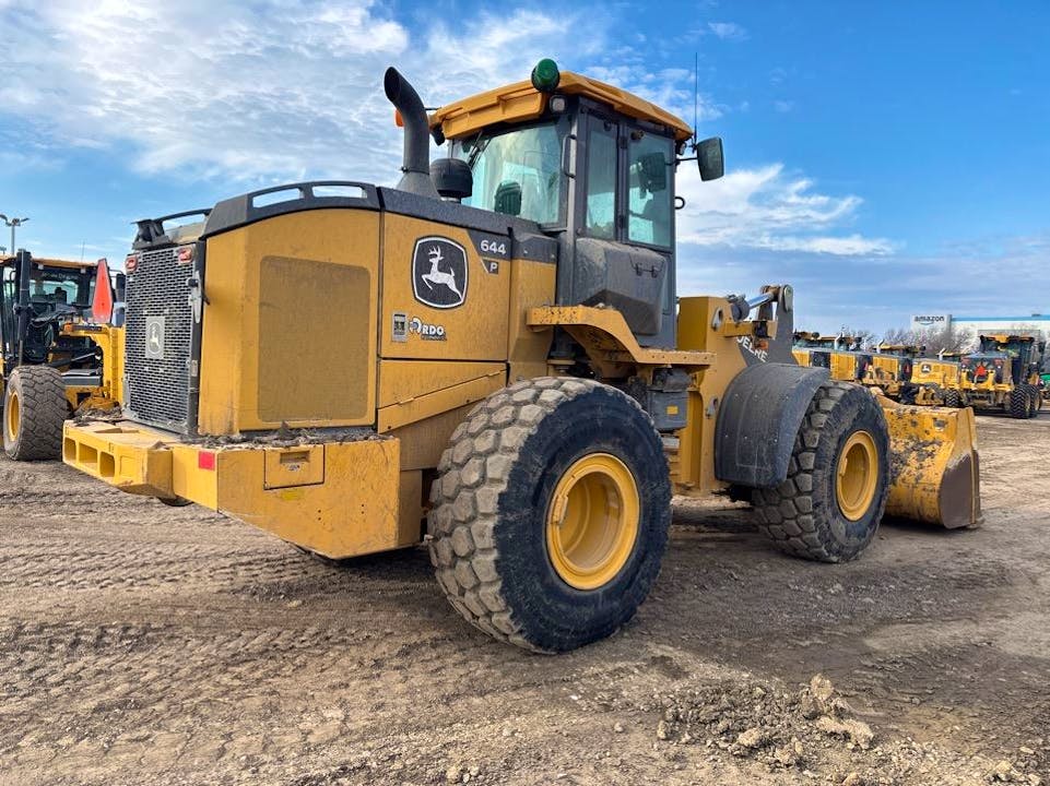 John Deere 644P
