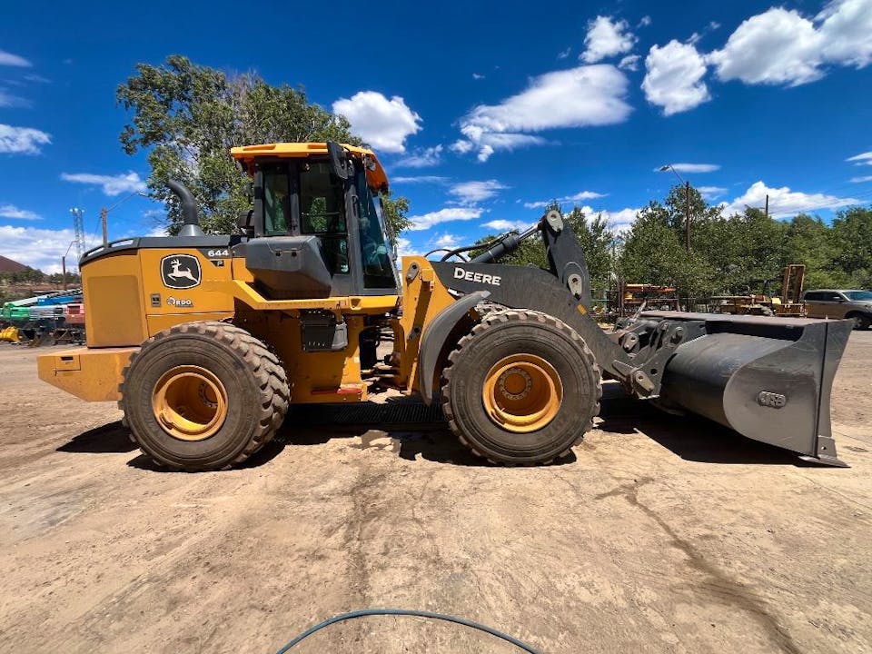 John Deere 644P