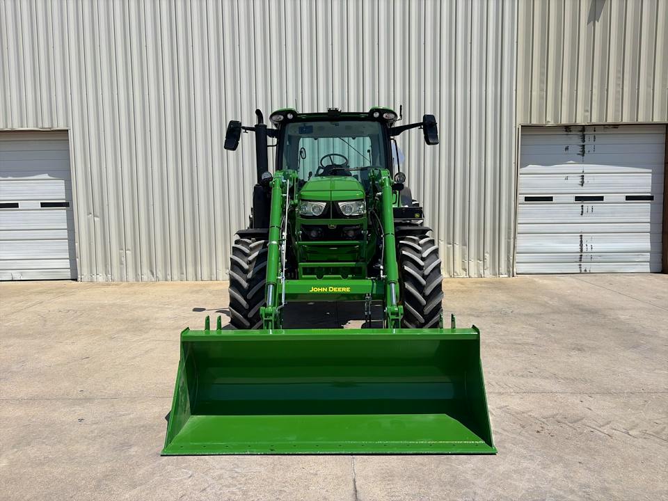 John Deere 6R 130
