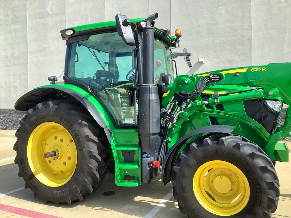 John Deere 6R 130
