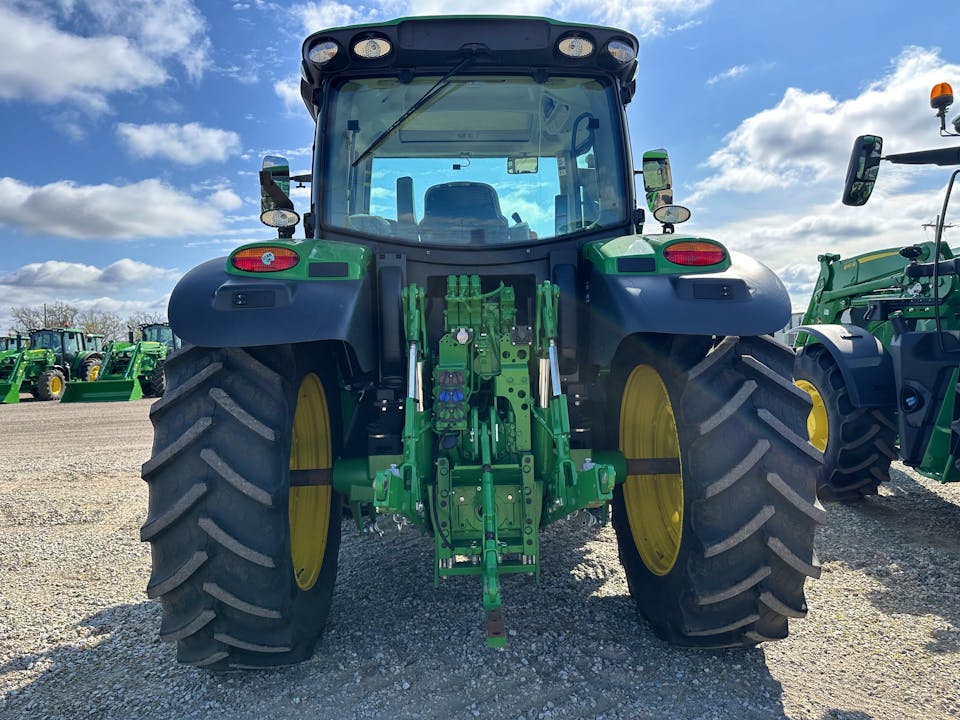 John Deere 6R 130