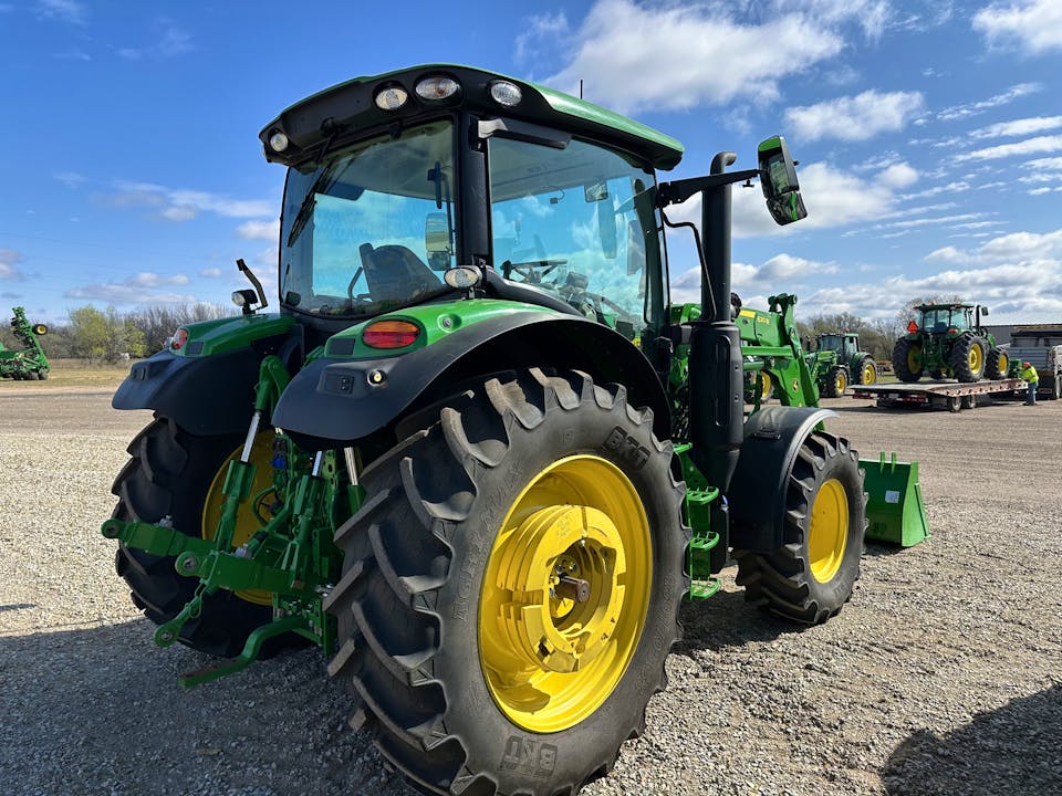 John Deere 6R 130