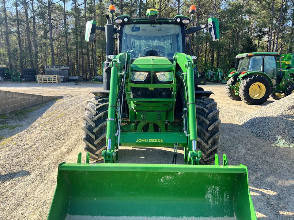 John Deere 6R 130