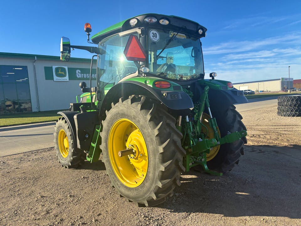 John Deere 6R 140