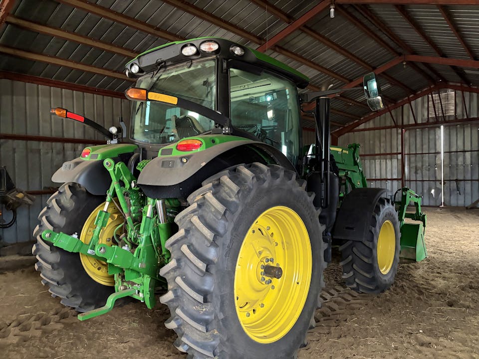 John Deere 6R 145