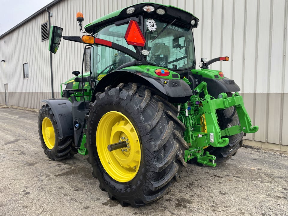 John Deere 6R 165