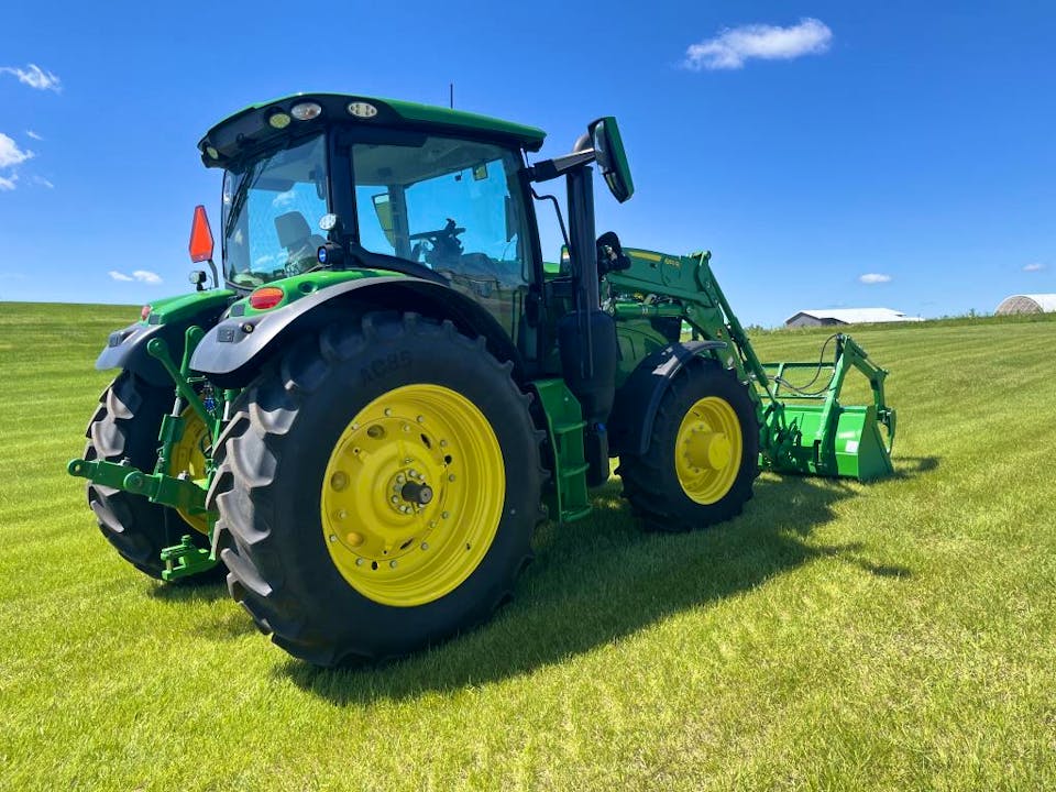 John Deere 6R 165