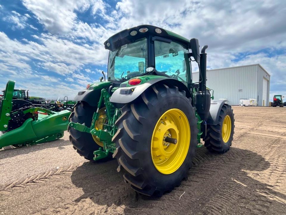 John Deere 6R 165