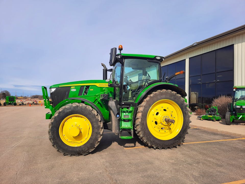 John Deere 6R 195