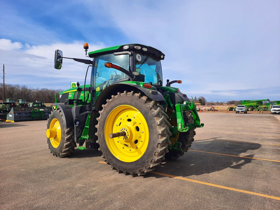 John Deere 6R 195