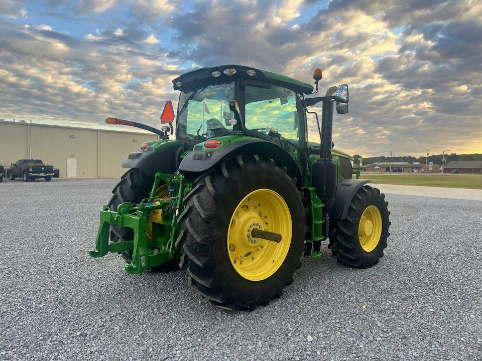 John Deere 6R 195