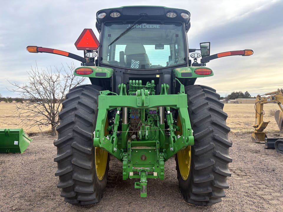 John Deere 6R 195