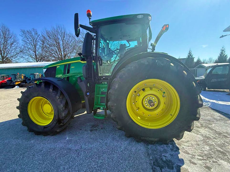 John Deere 6R 250