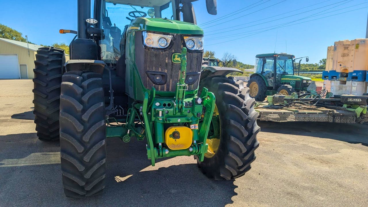 John Deere 6R 250