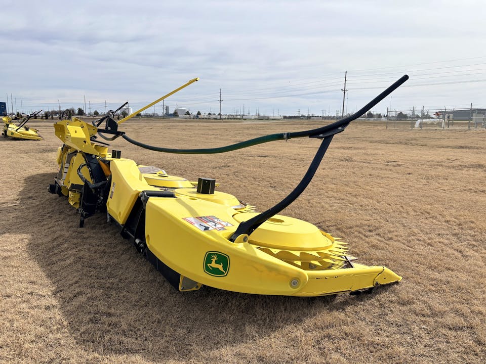 John Deere 772