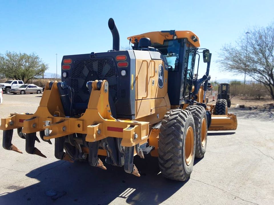 John Deere 772G