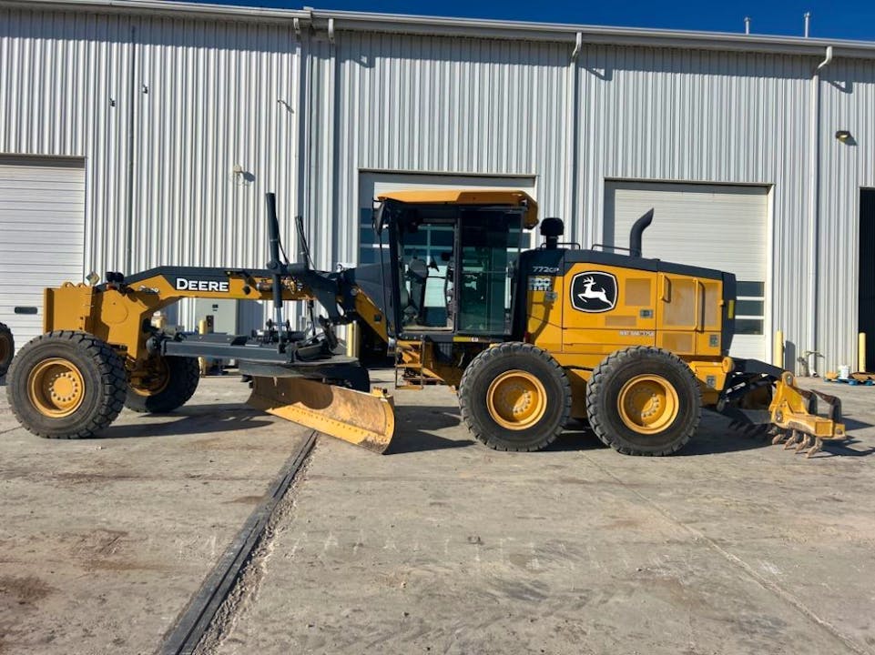 John Deere 772G