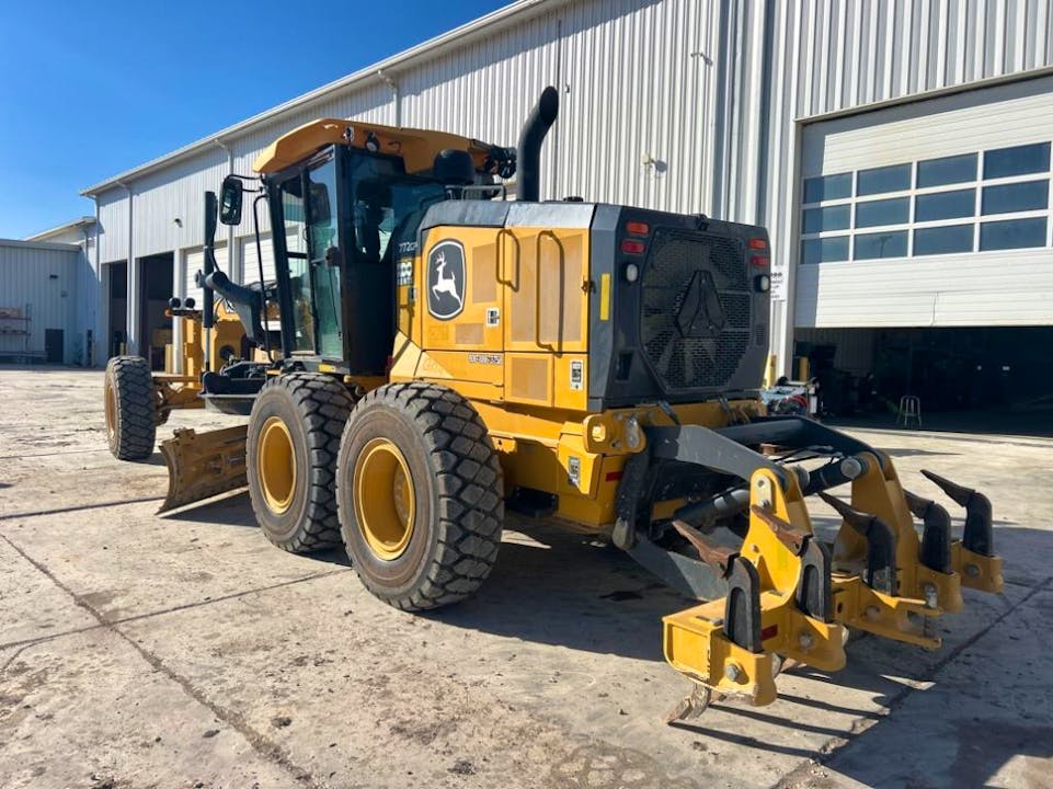 John Deere 772G