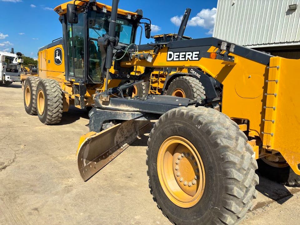 John Deere 772G