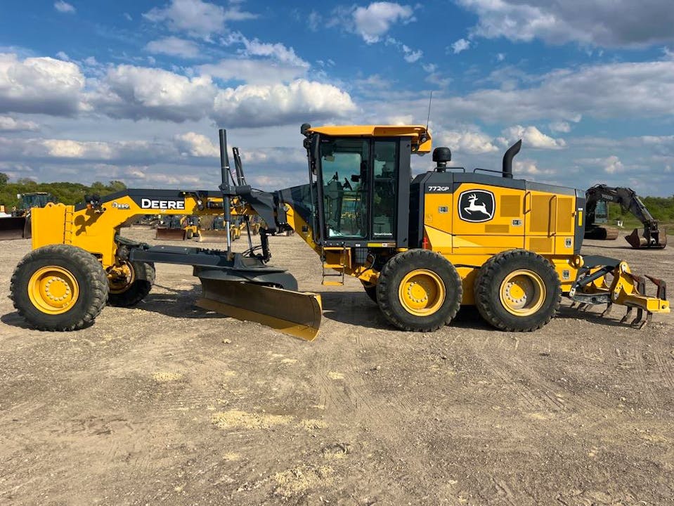 John Deere 772G