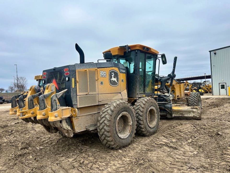 John Deere 772G