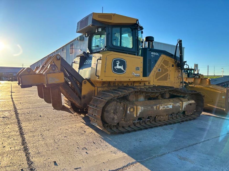 John Deere 850L