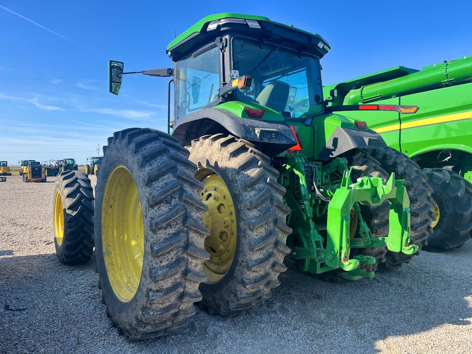 John Deere 8R 310
