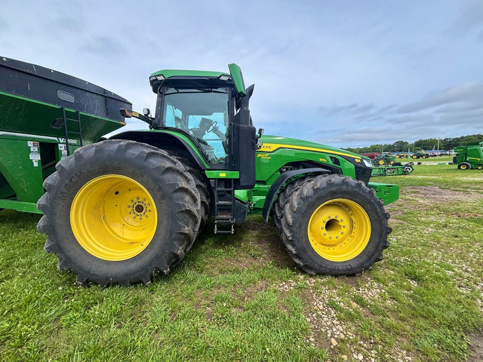 John Deere 8R 370