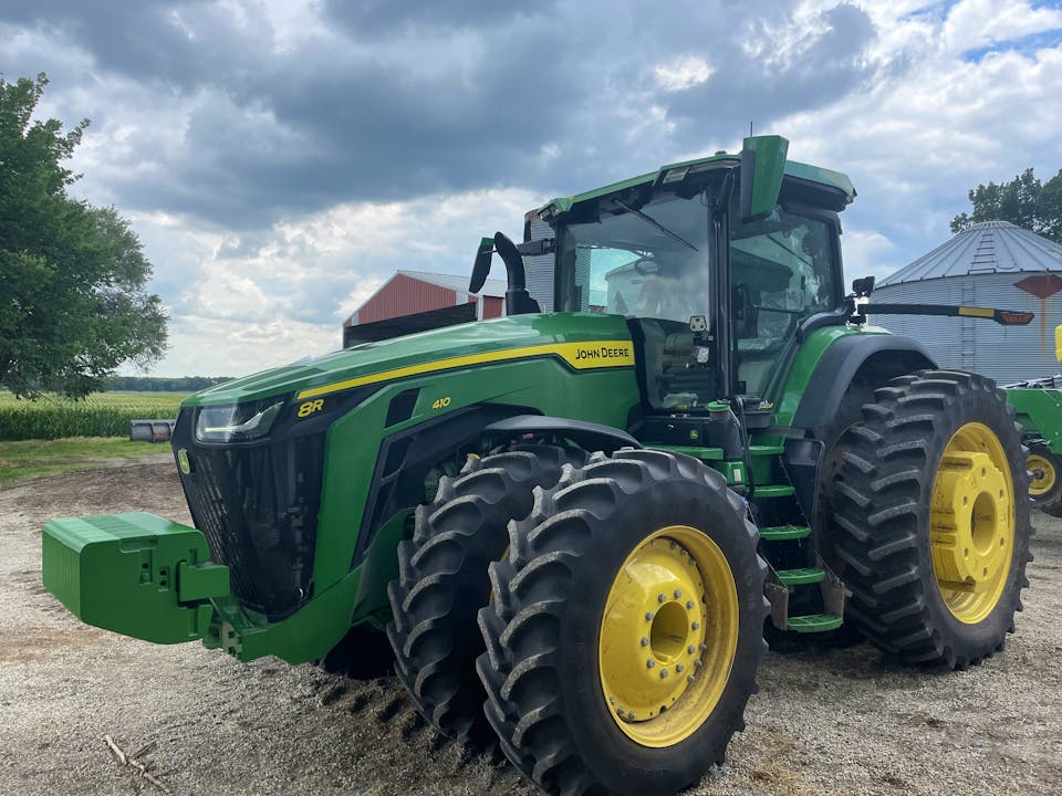 John Deere 8R 410