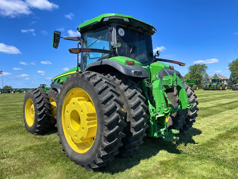 John Deere 8R 410