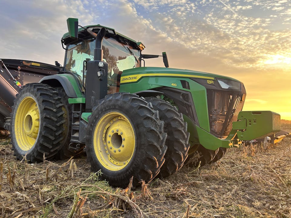 John Deere 8R 410