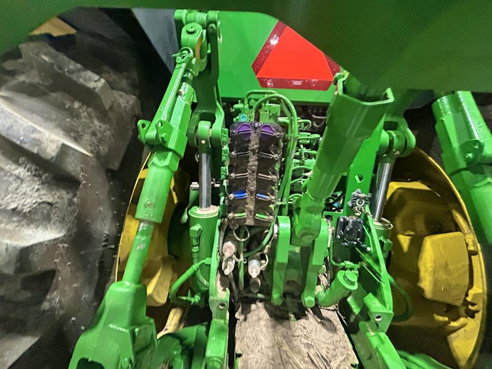 John Deere 8R 410