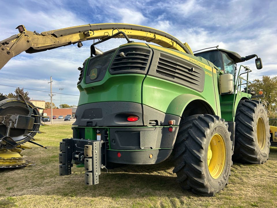John Deere 9700