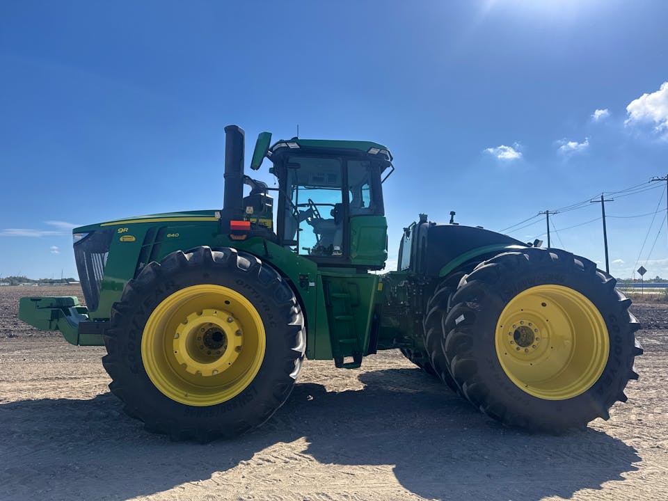 John Deere 9R 640