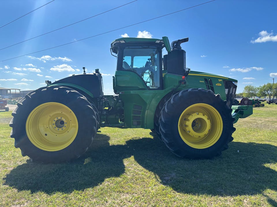 John Deere 9R 640